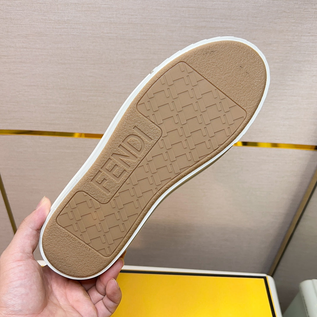 Fendi-051Shoes