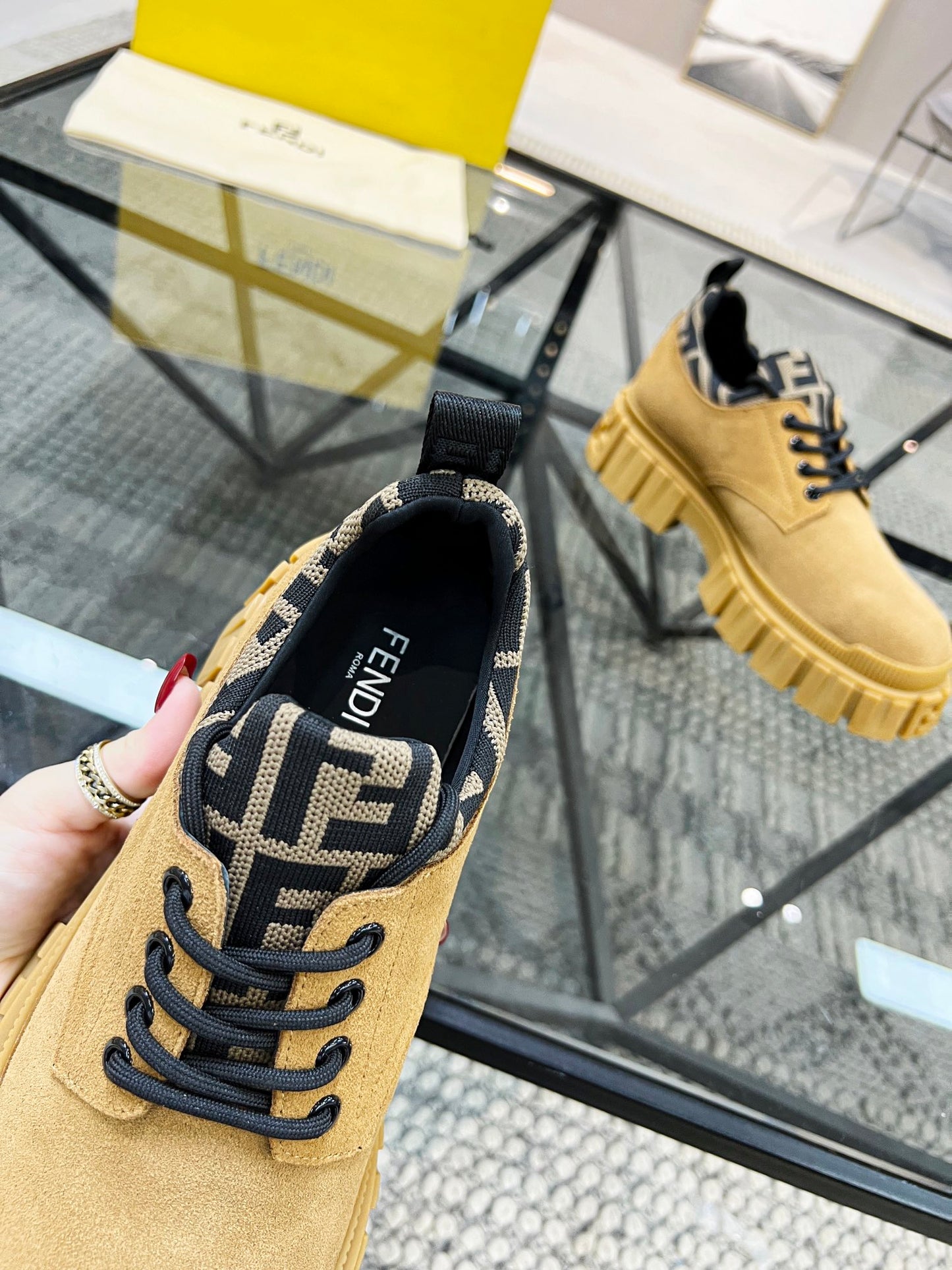 Fendi-062Shoes