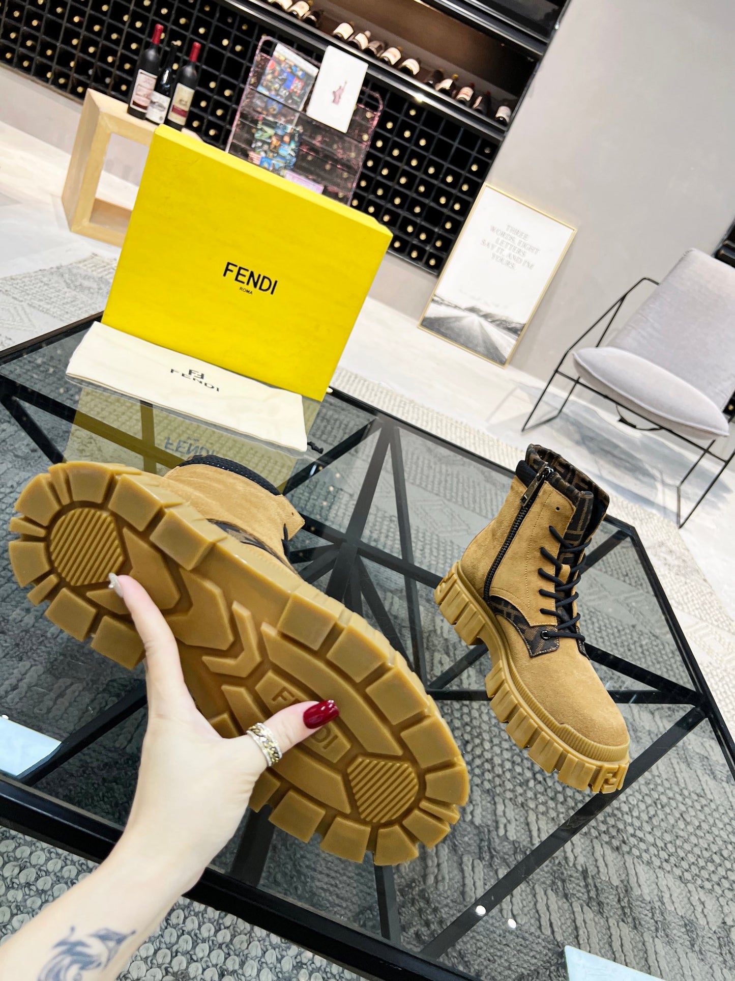 Fendi-063Shoes