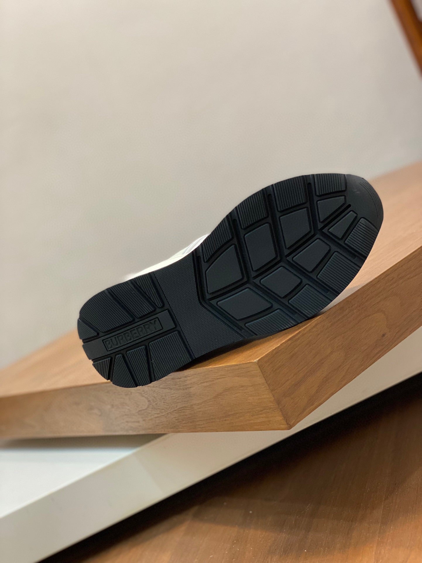 Burberry-021Shoes