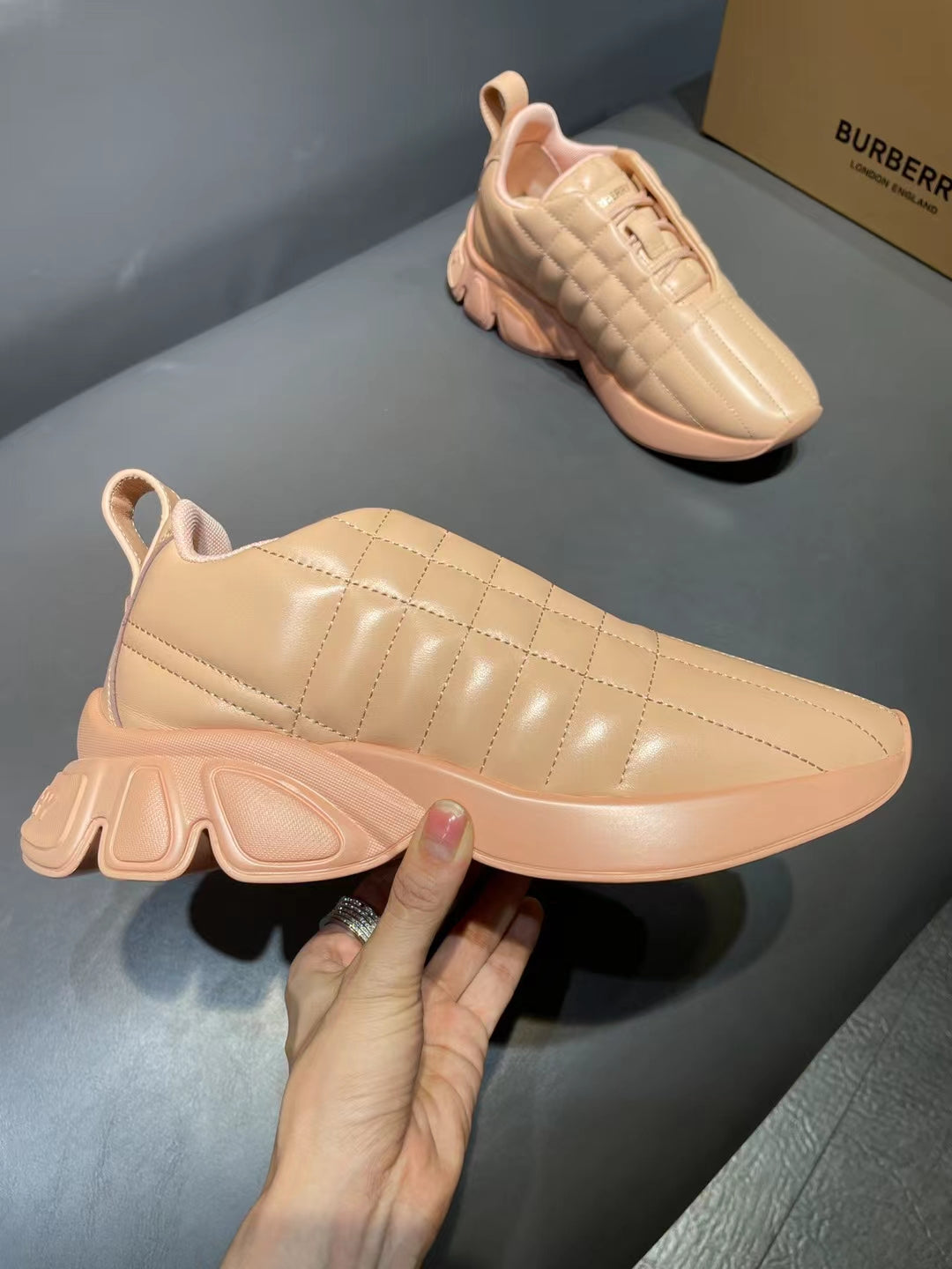 Burberry-072Shoes