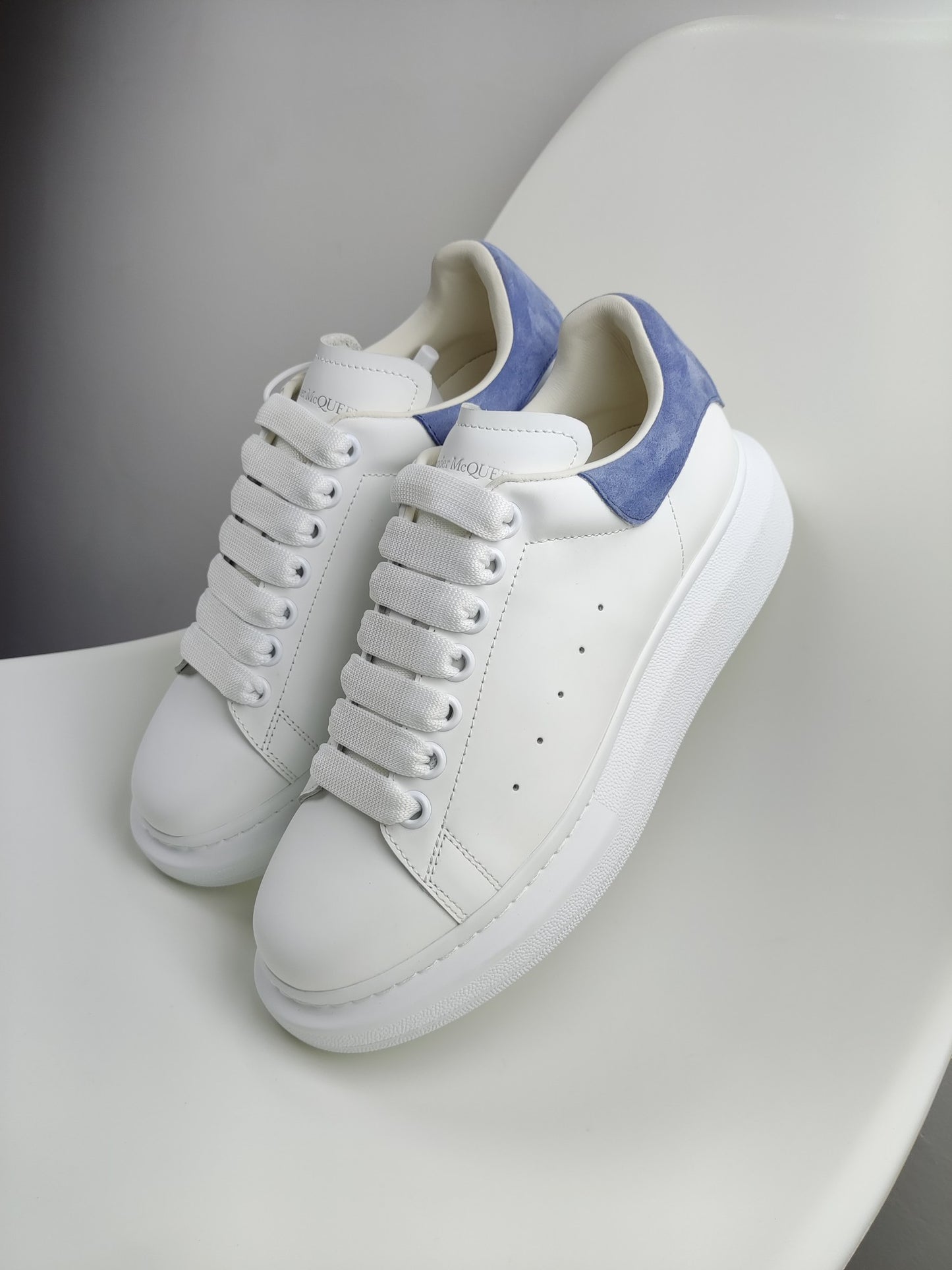 Alexander Mcqueen -044shores