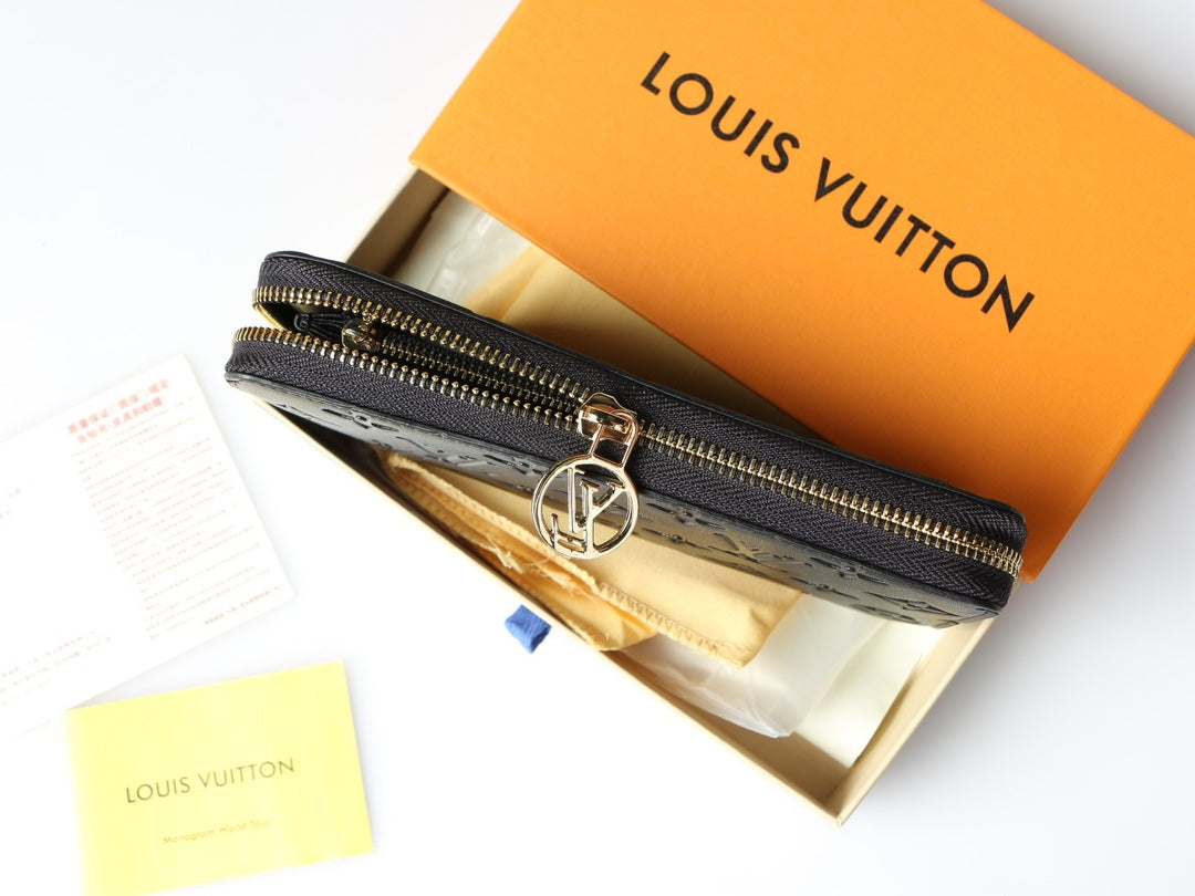 LV-018Wallet