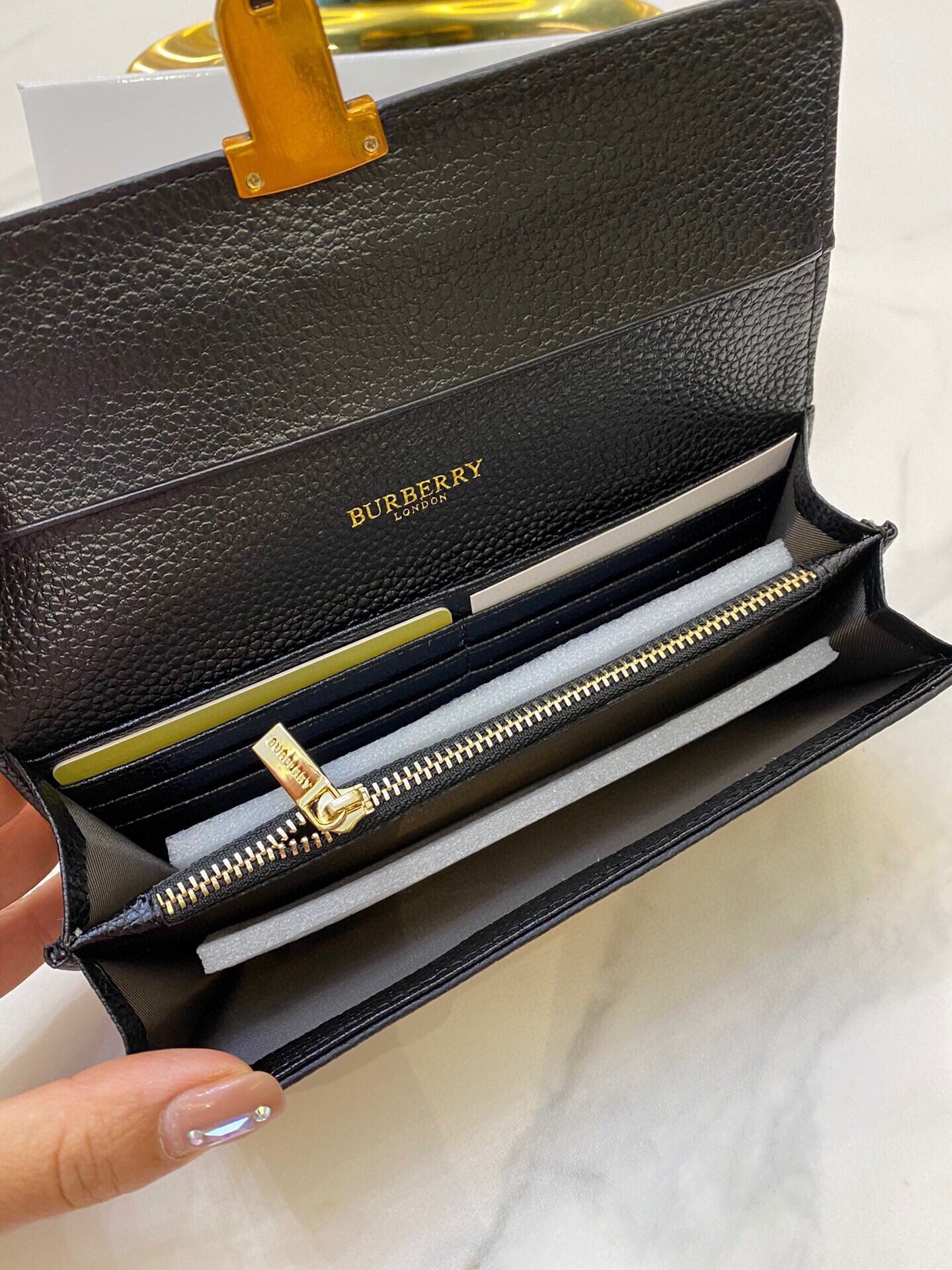 Bureberry-002Wallet