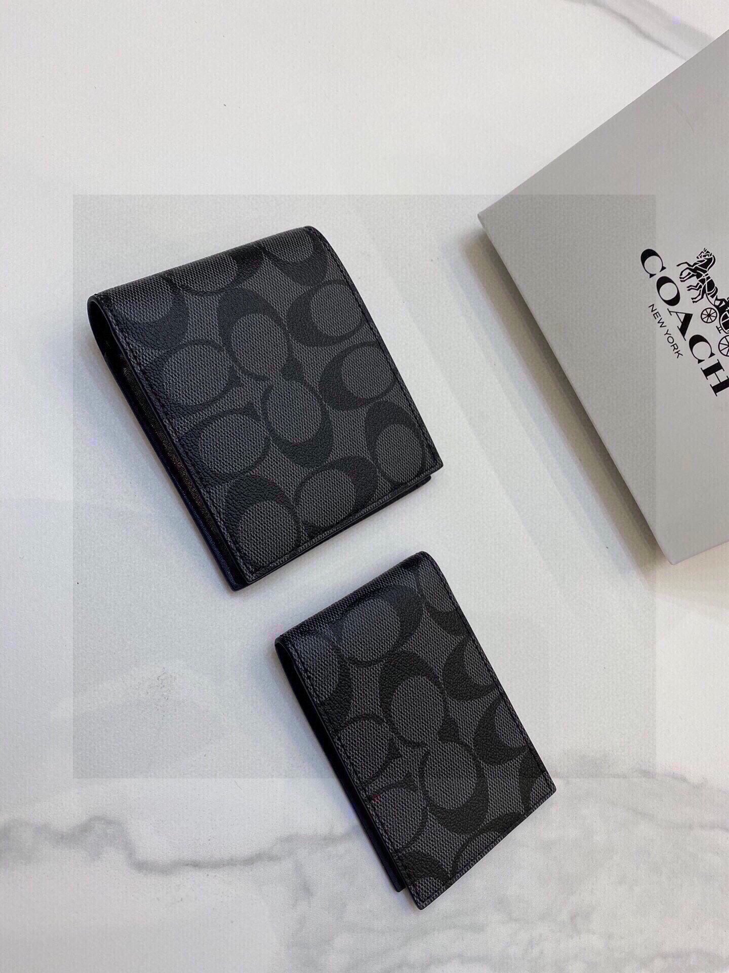 COACH-002Wallet