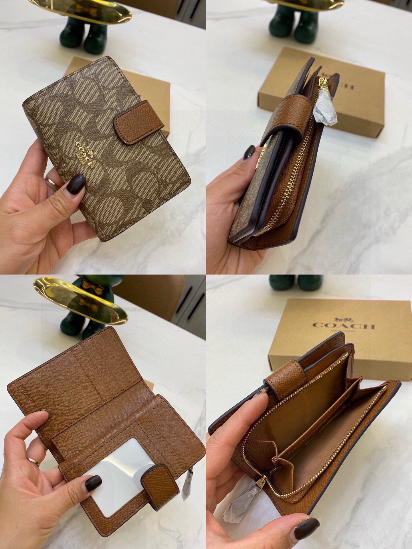 COACH-015Wallet