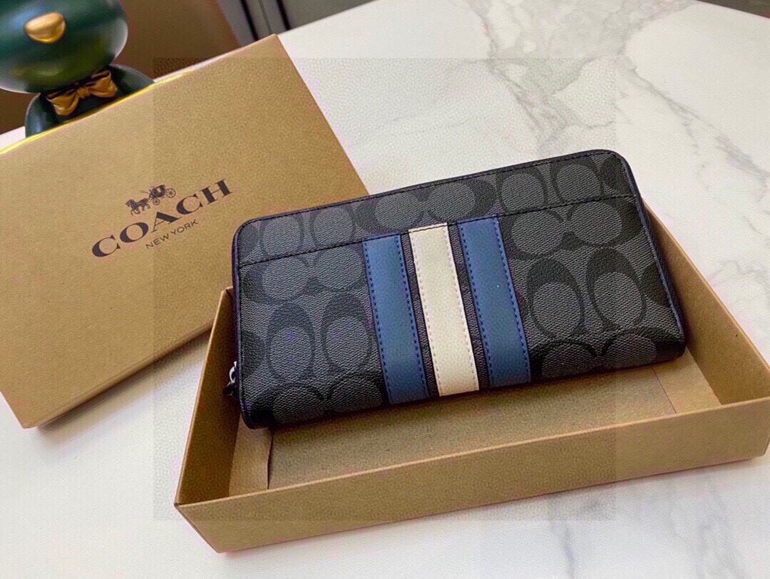 COACH-001Wallet