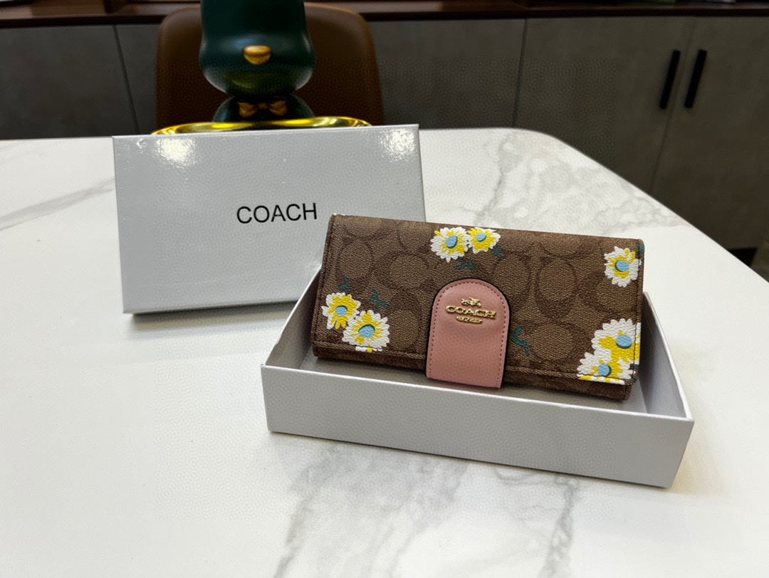 COACH-020Wallet
