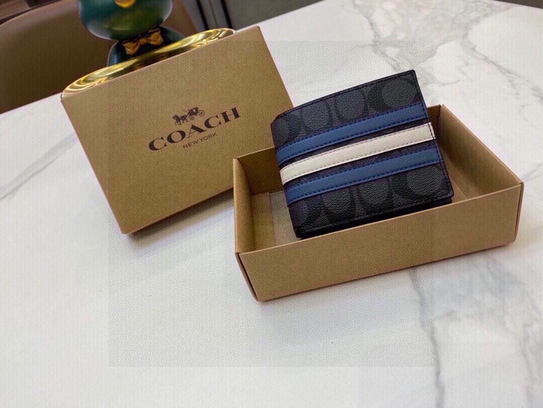 COACH-022Wallet