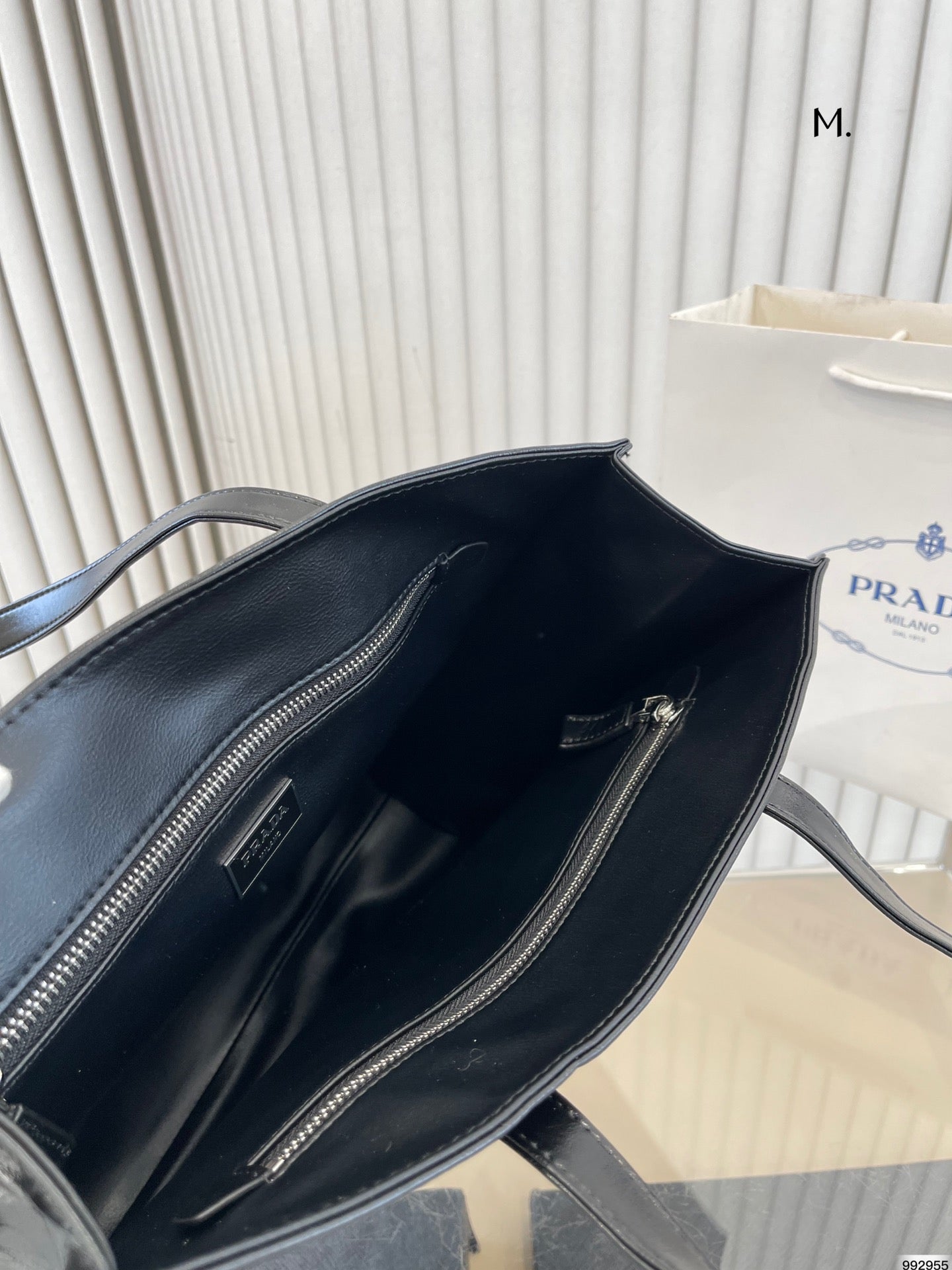 PRADA BAG-011