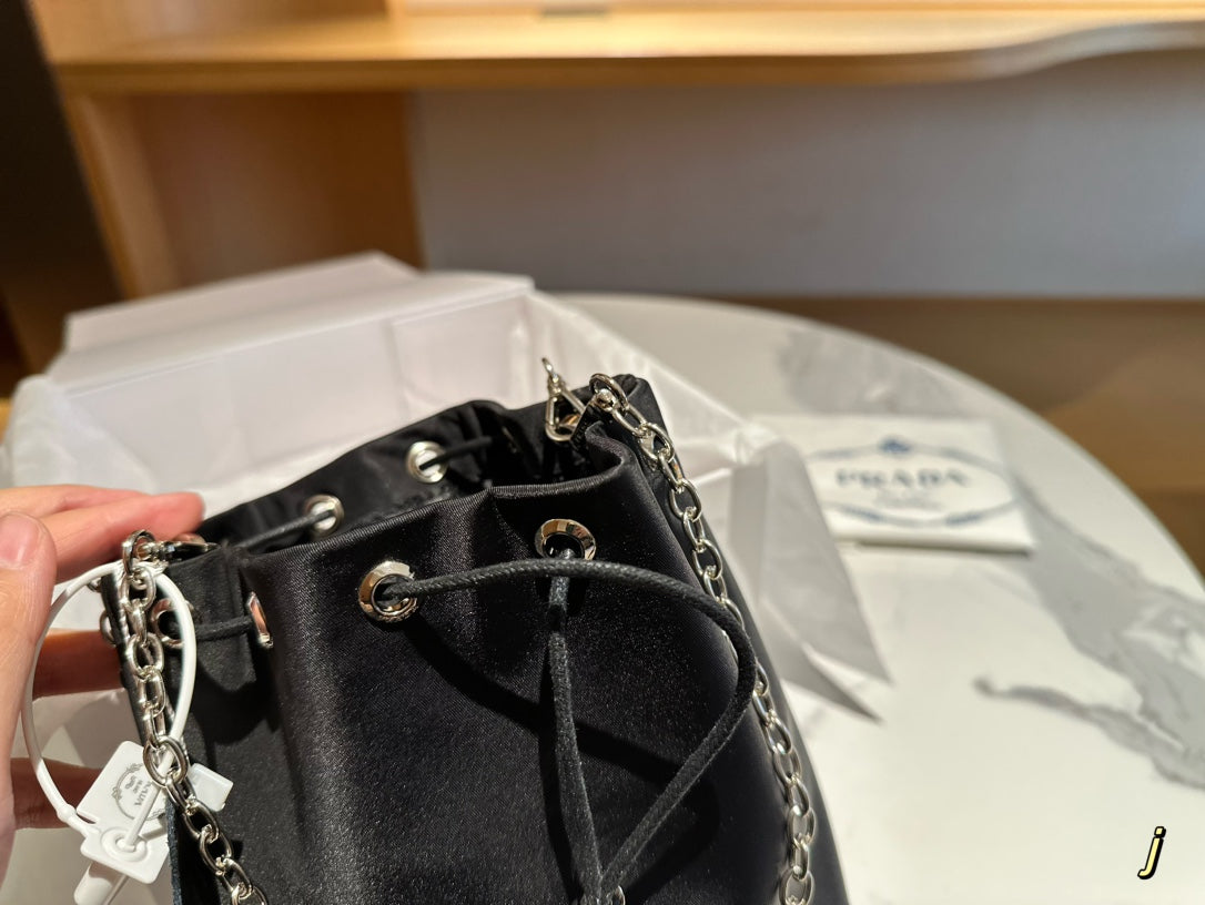 PRADA BAG-043
