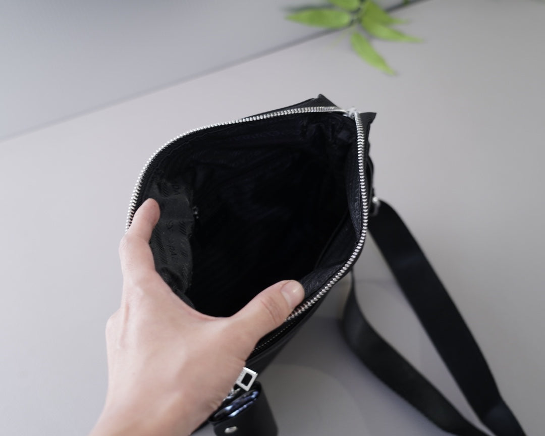 PRADA BAG-051