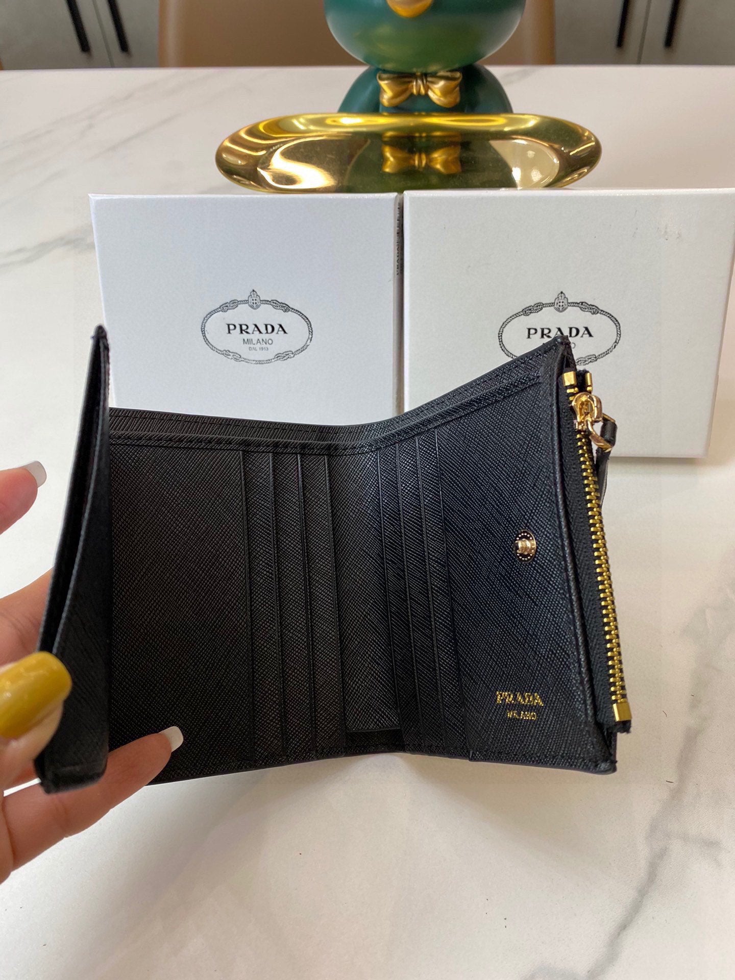 PRADA BAG-055