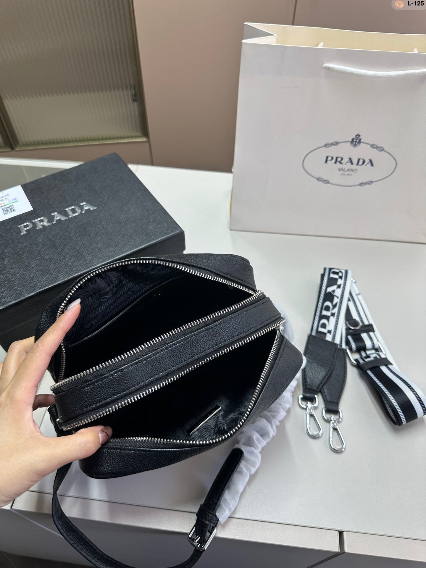 PRADA BAG-062