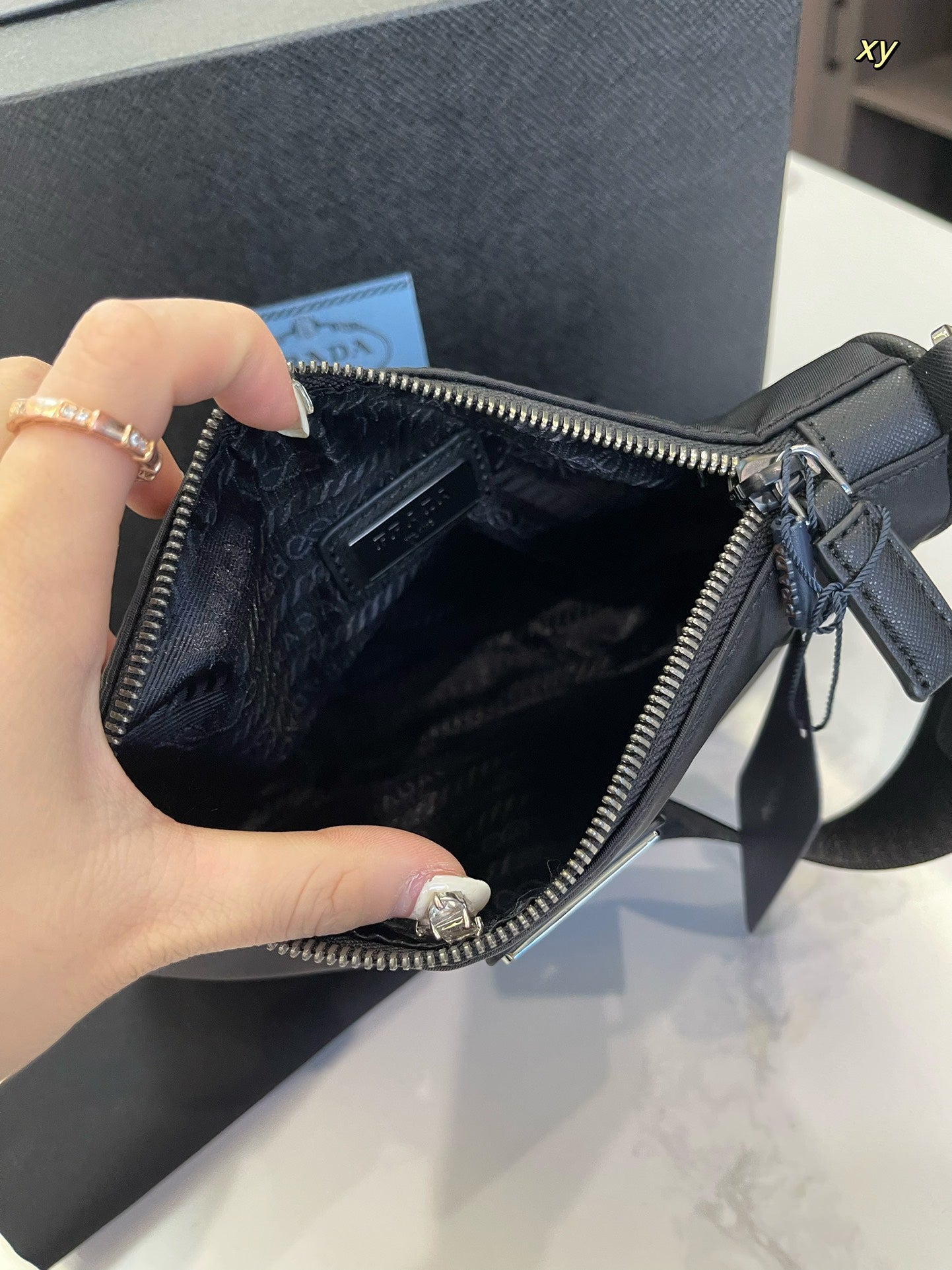 PRADA BAG-069