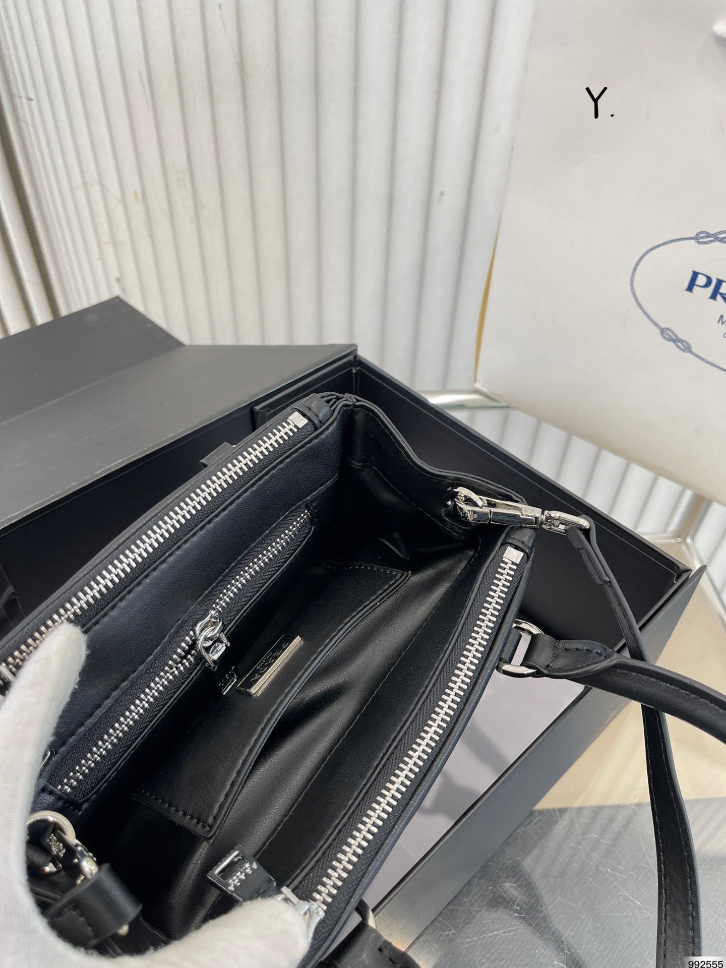PRADA BAG-079