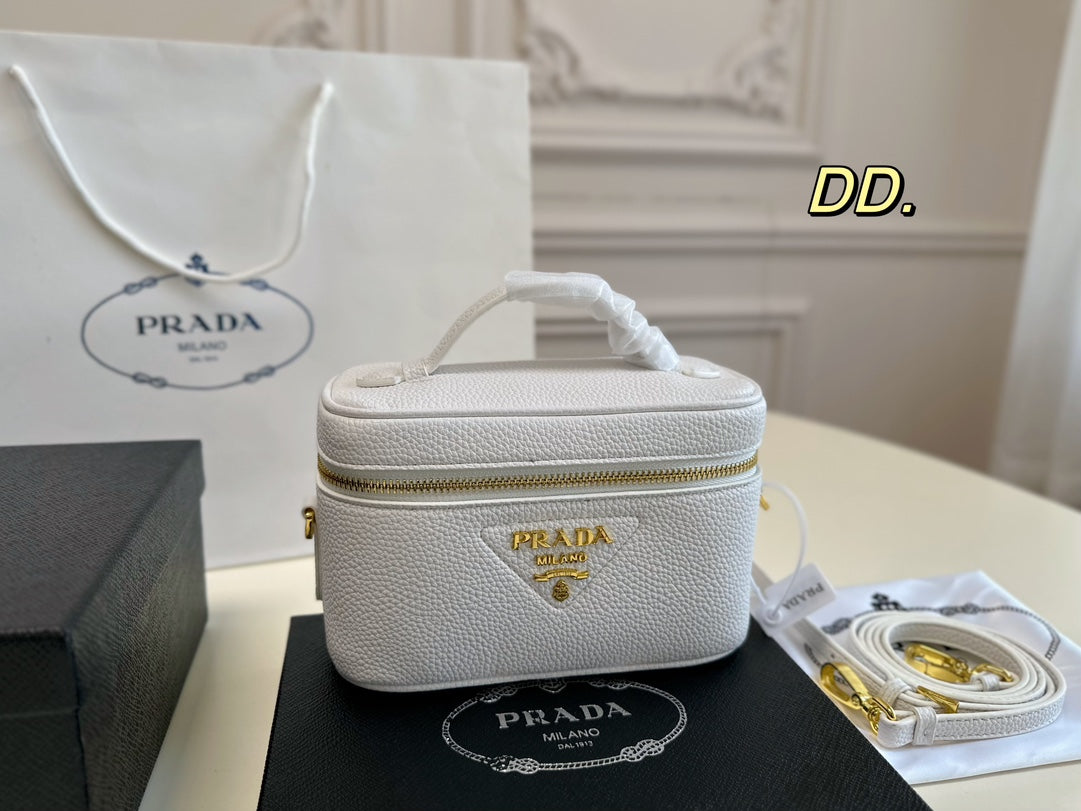 PRADA BAG-081