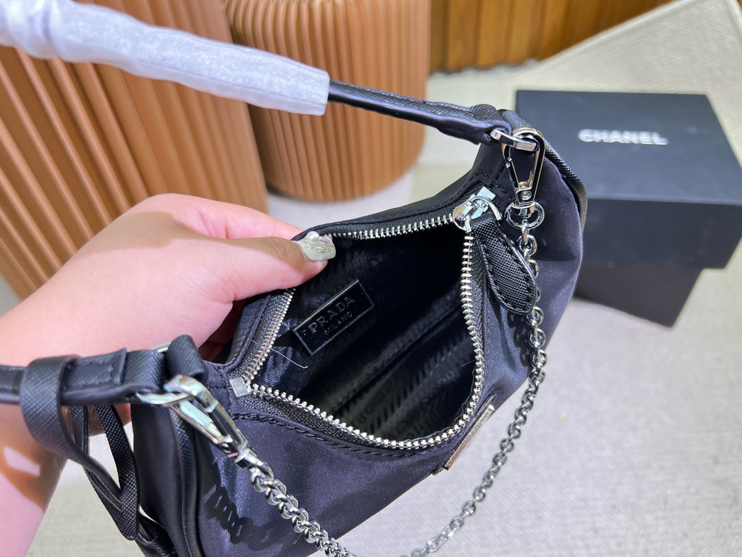 PRADA BAG-084