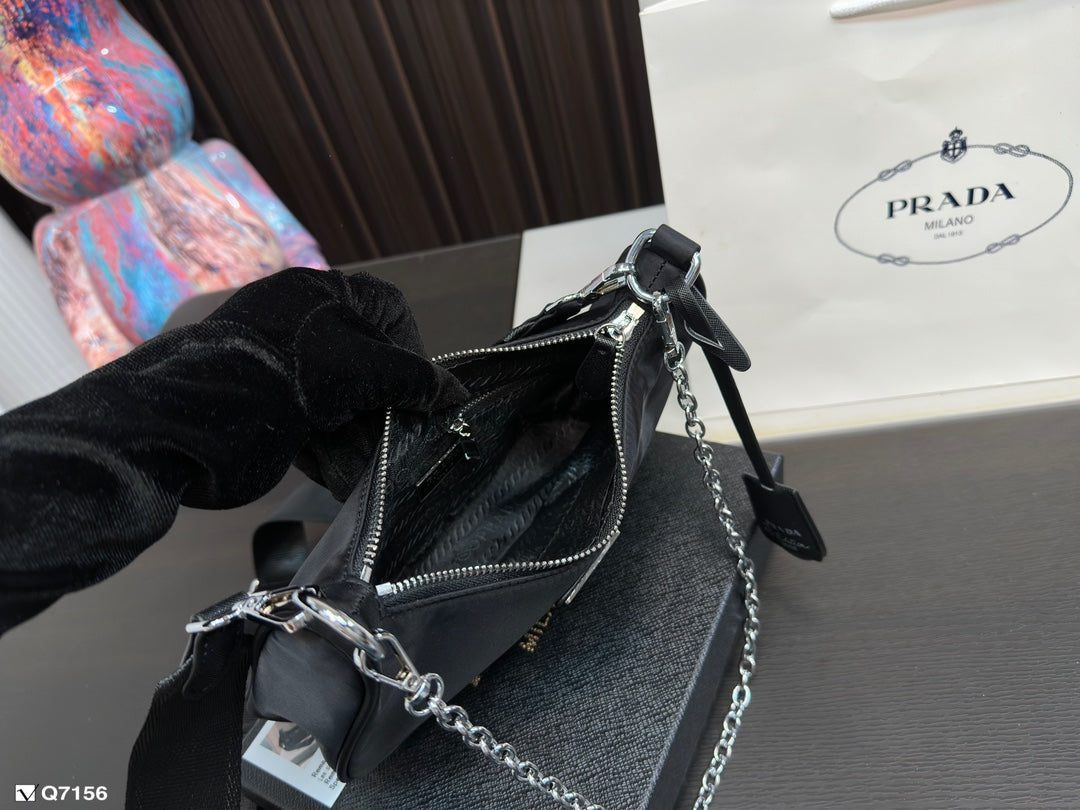 PRADA BAG-182