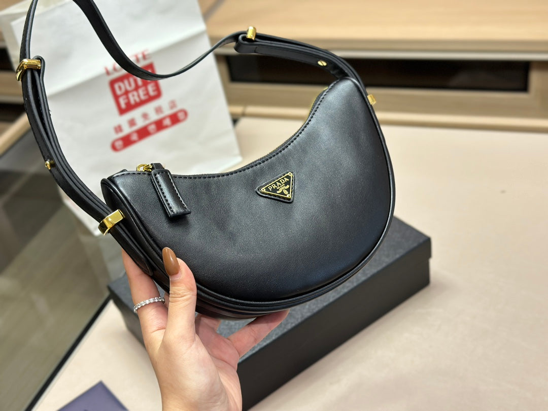PRADA BAG-193