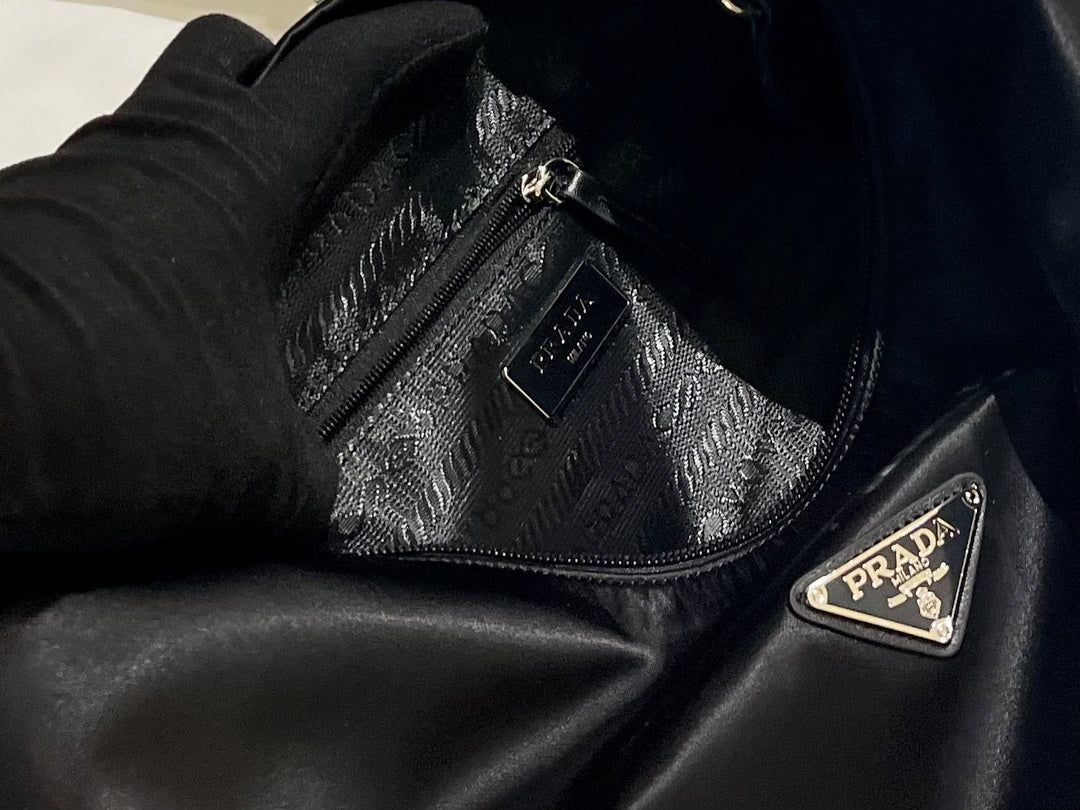 PRADA BAG-202