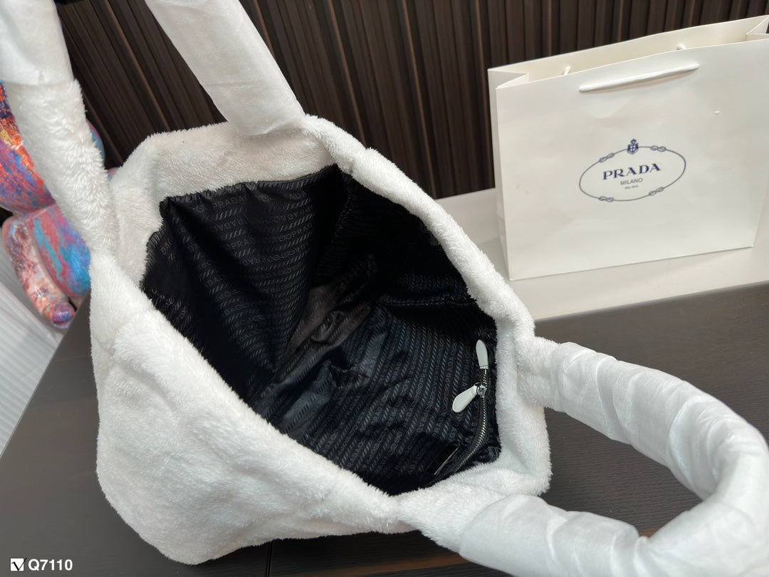 PRADA BAG-237