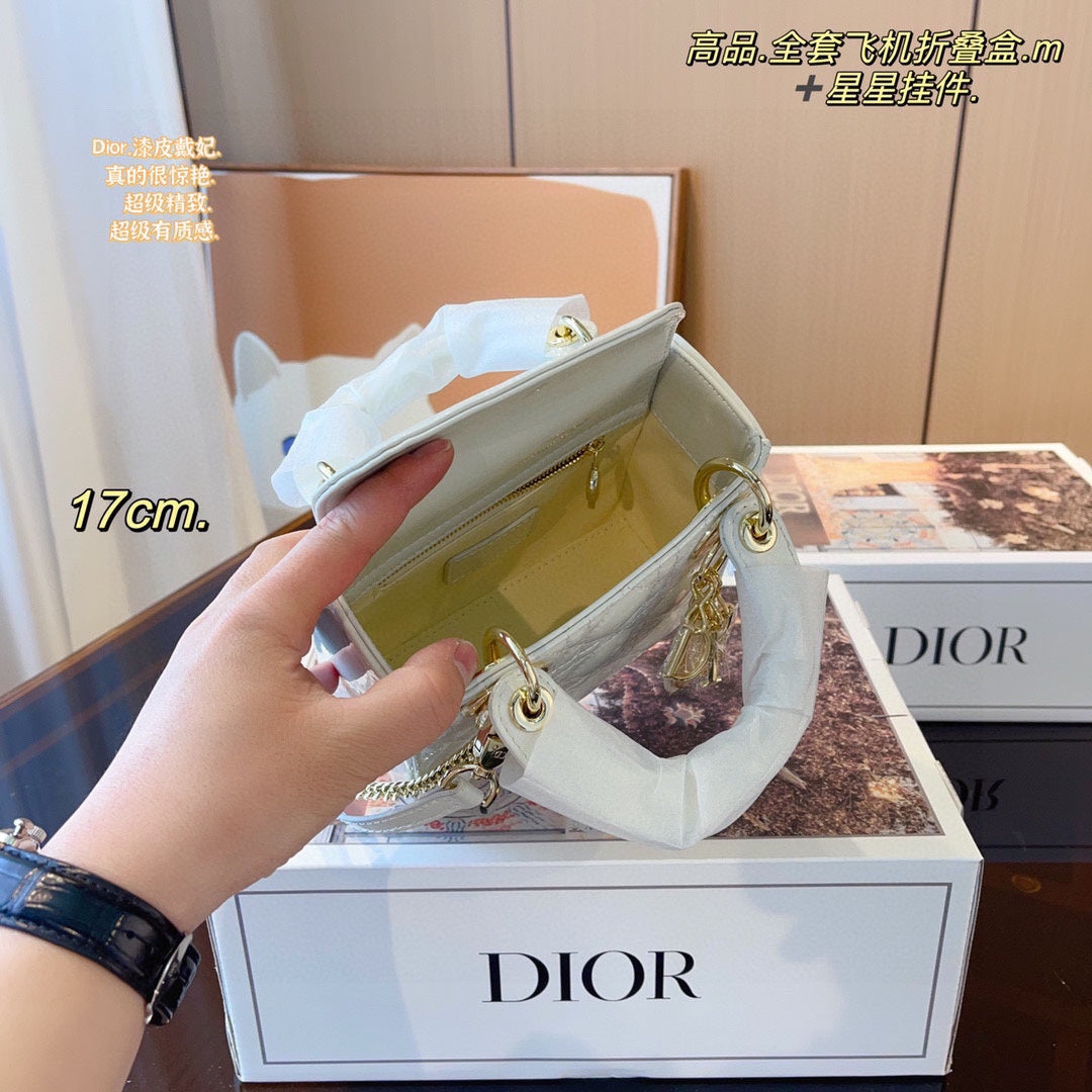 DIOR-642