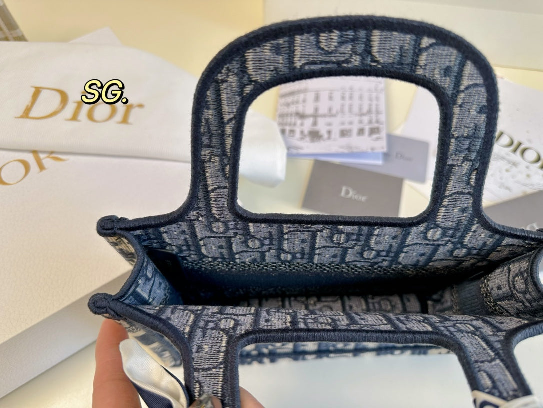 DIOR-470