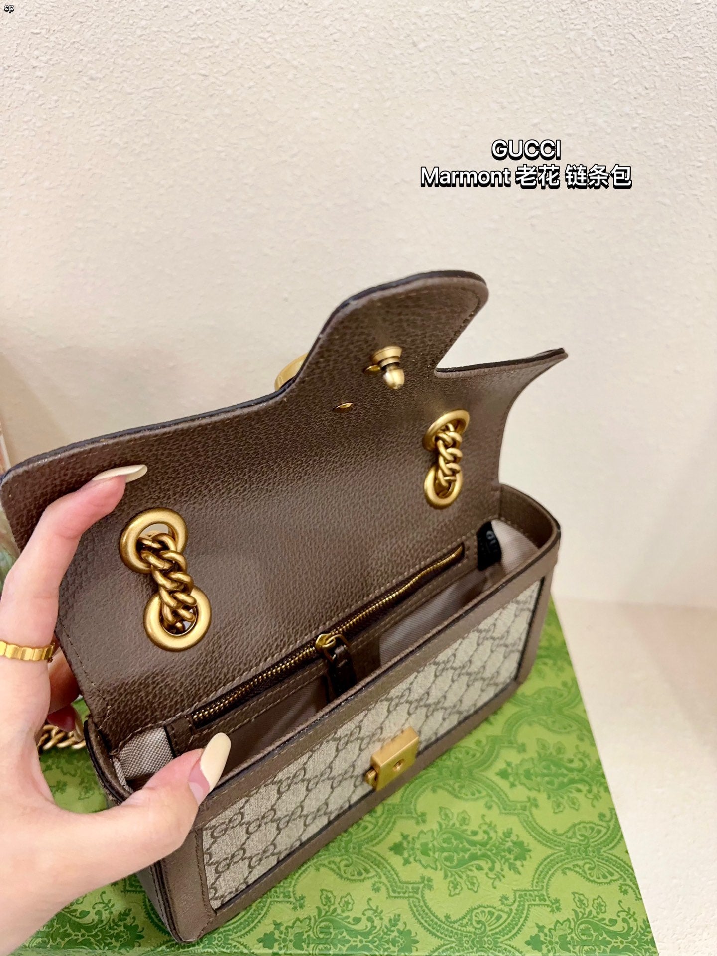 GUCCI-965