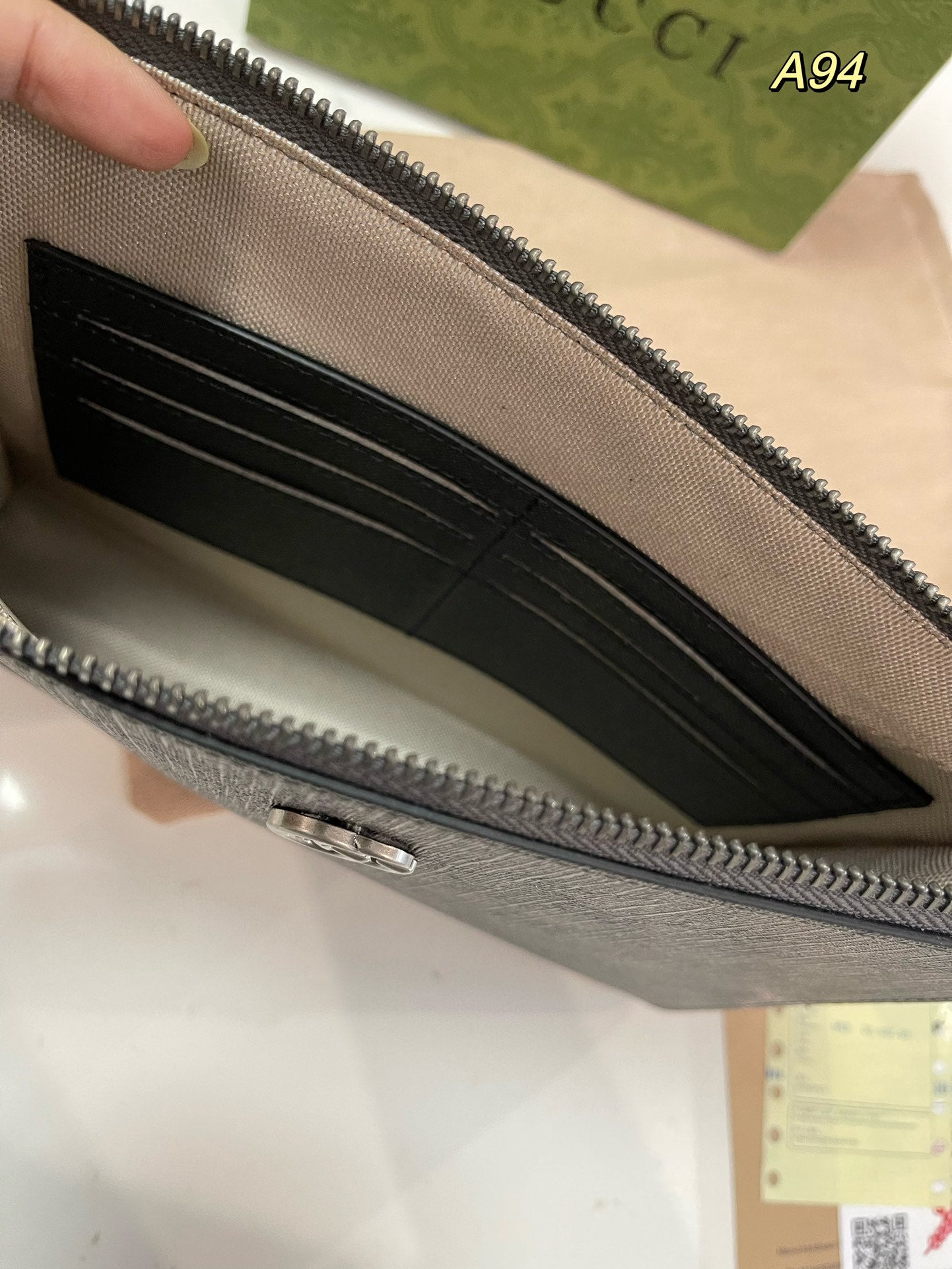 GUCCI-906