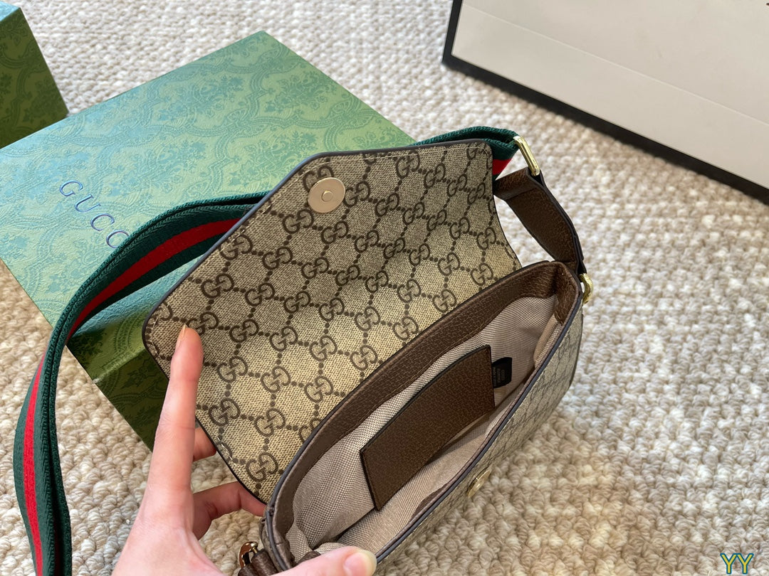 GUCCI-843