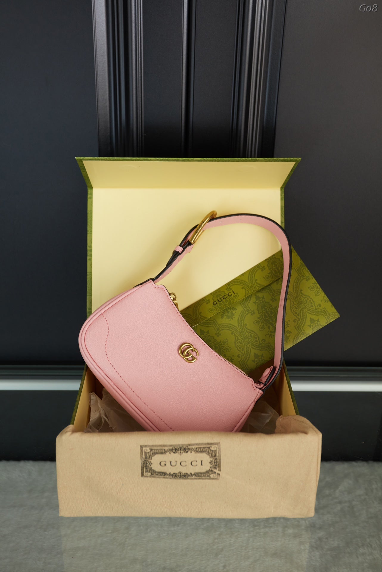 GUCCI-952
