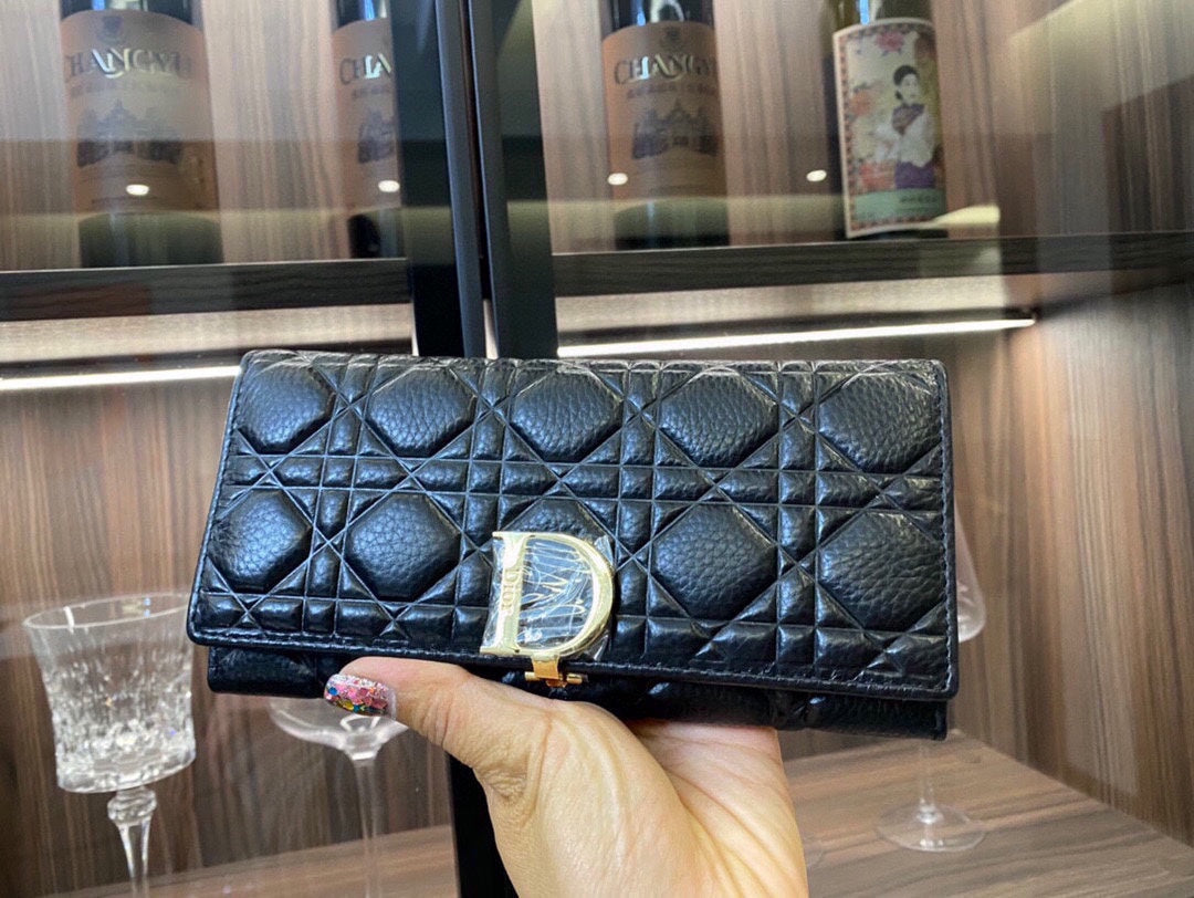 DIOR-446