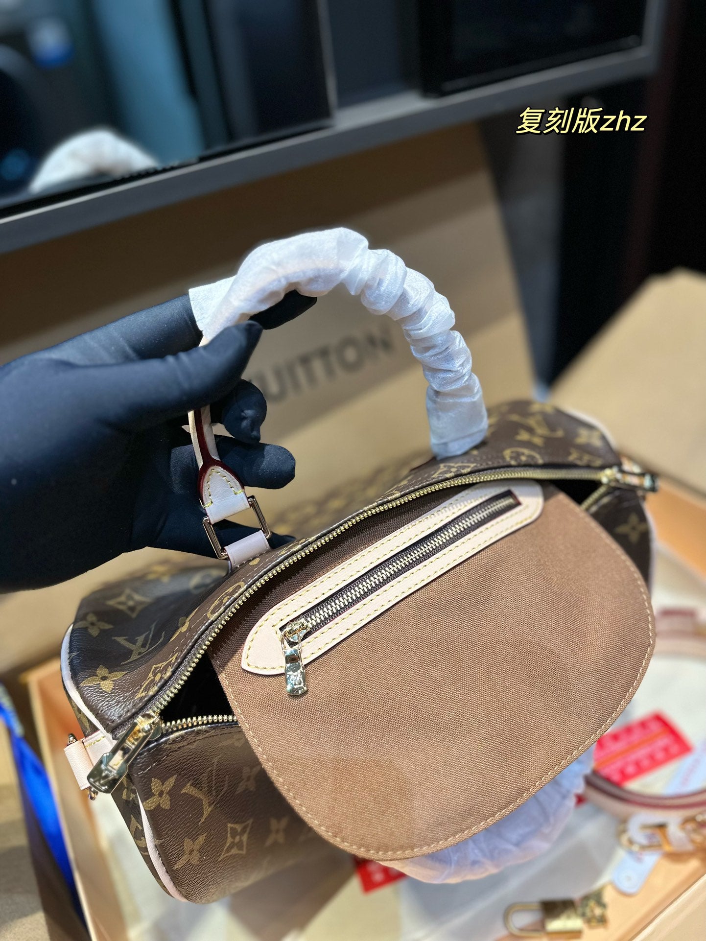 LV-BAG1073
