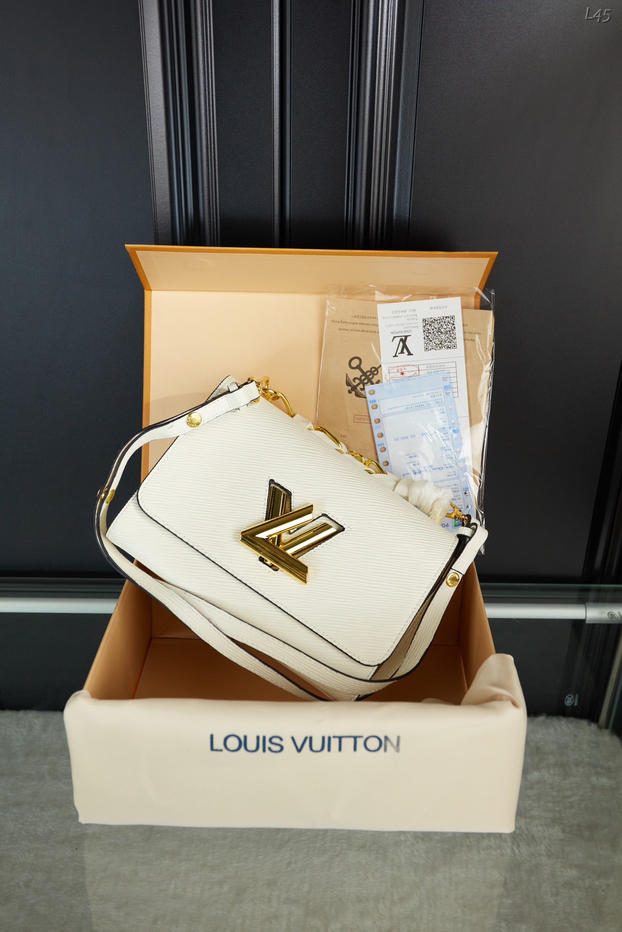LV-BAG948