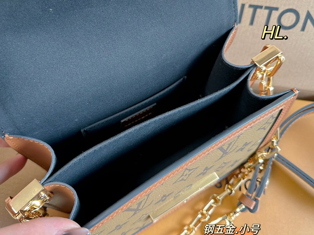 LV-BAG1077