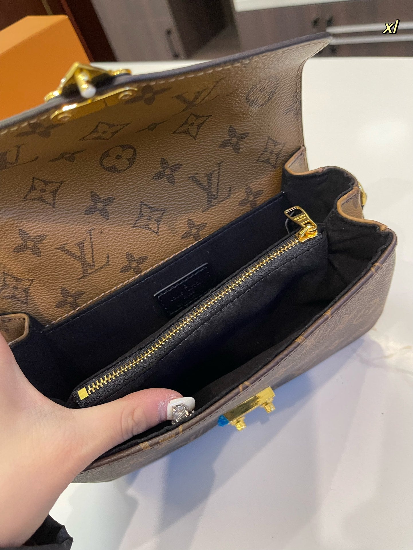 LV-BAG967