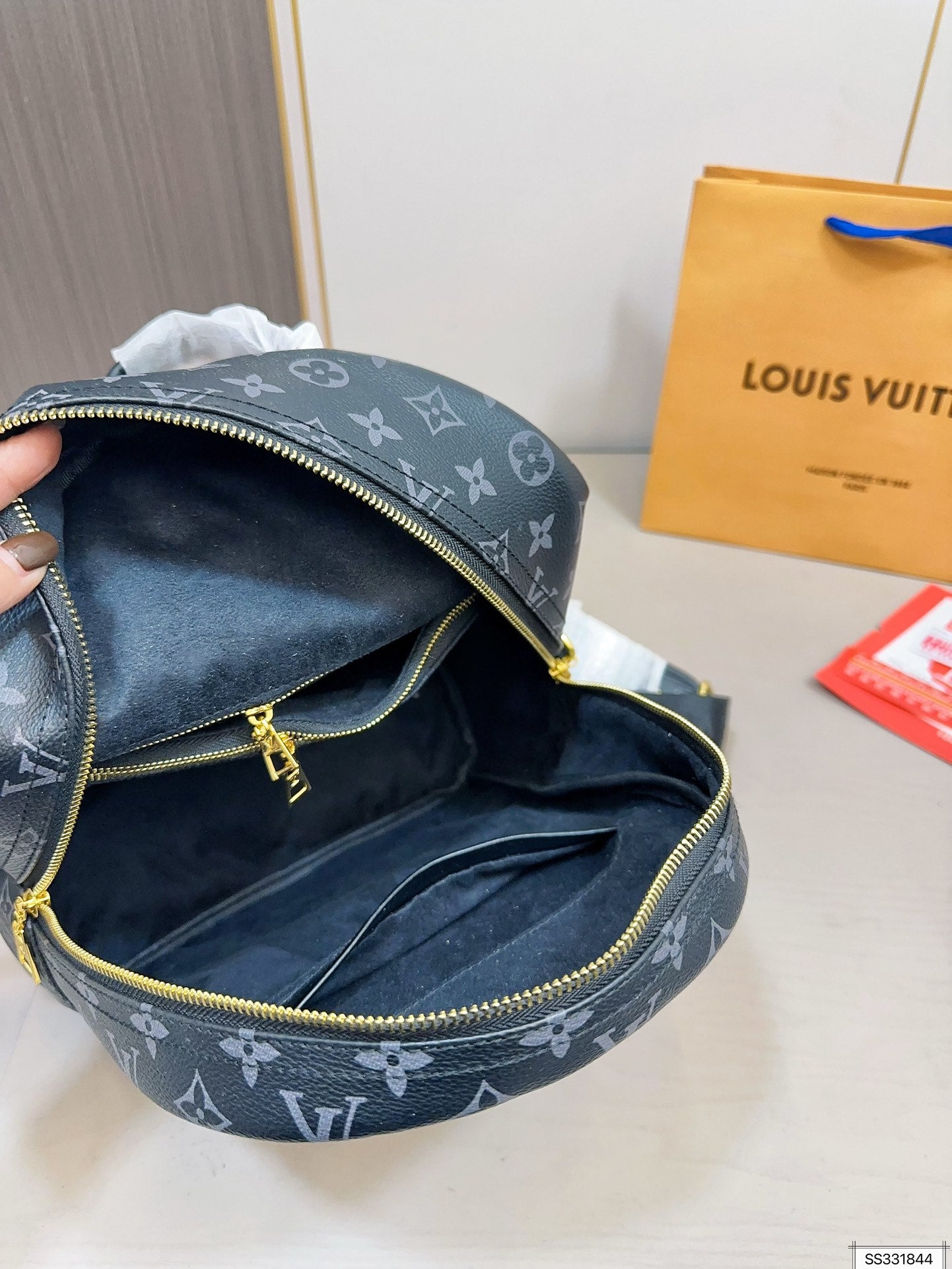 LV-BAG941