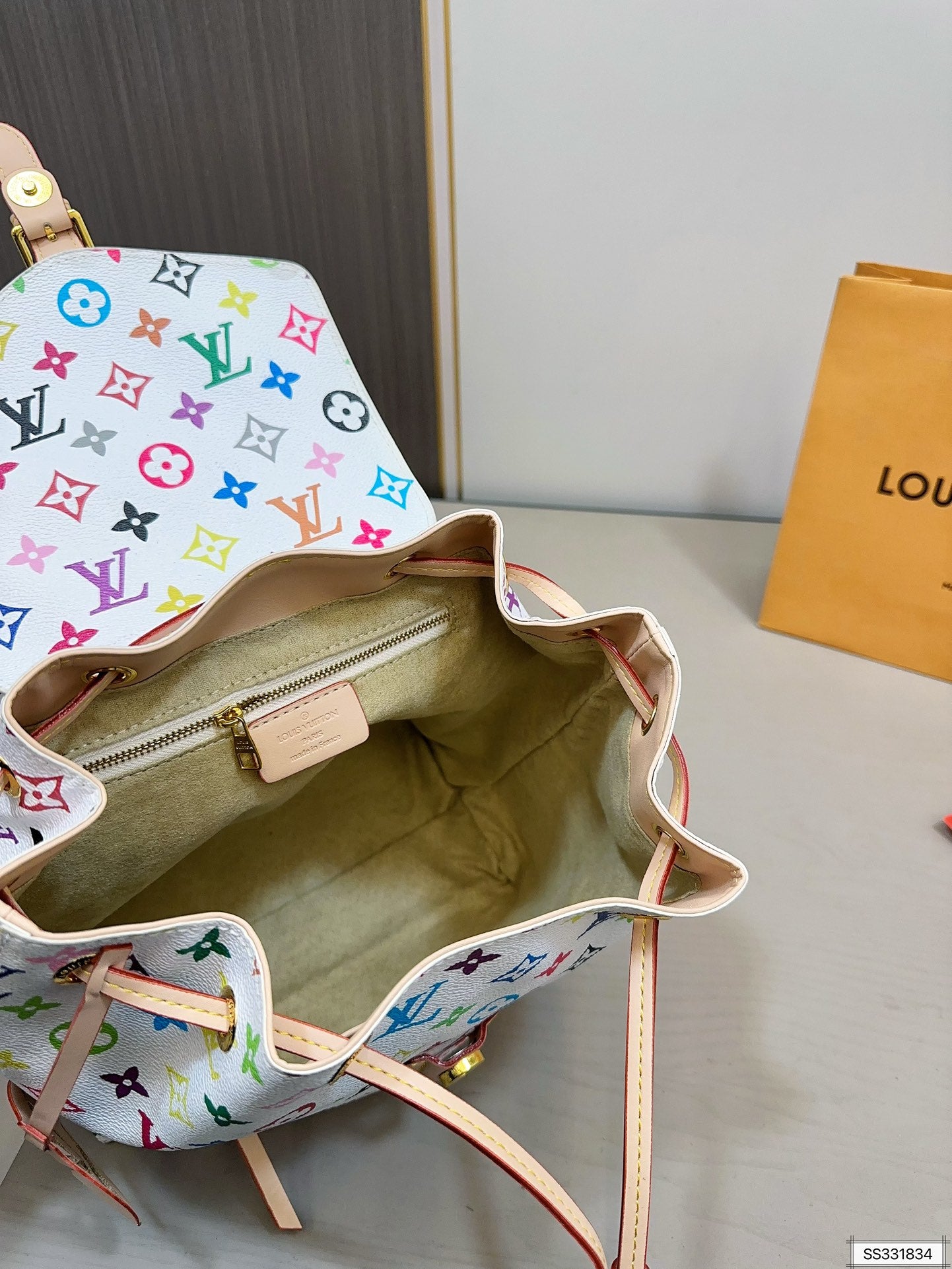 LV-BAG907