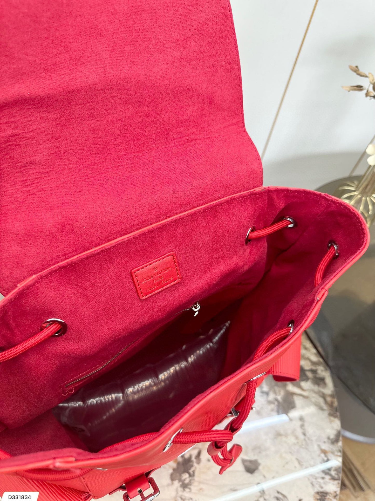 LV-BAG899
