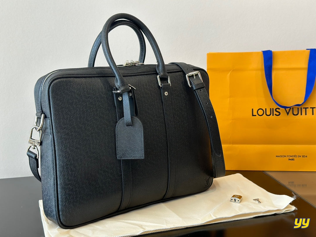 LV-BAG900