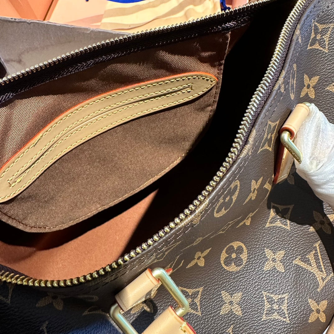 LV-BAG853