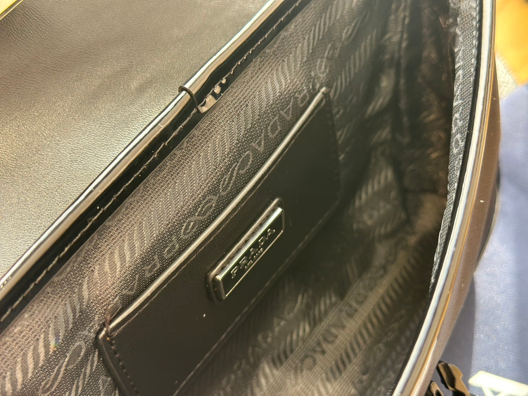 PRADA-660
