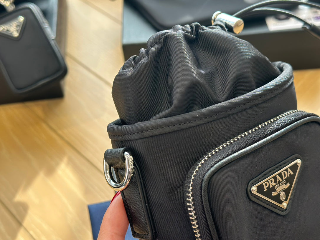PRADA-570