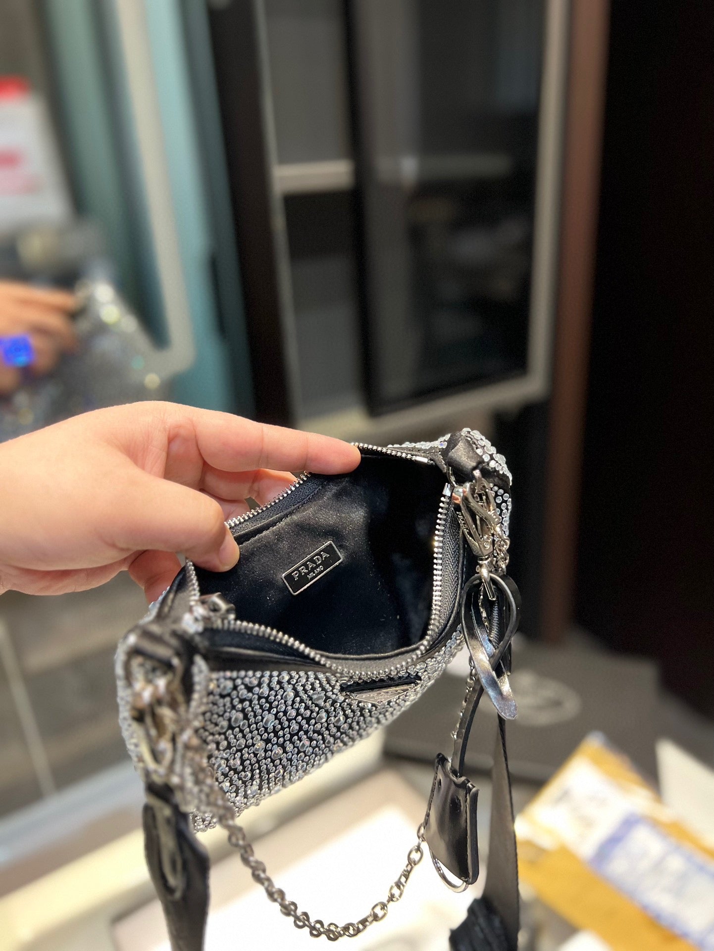 PRADA-638