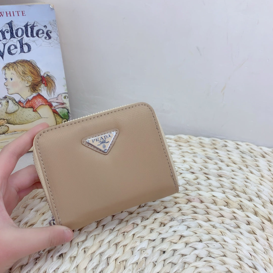 PRADA-684