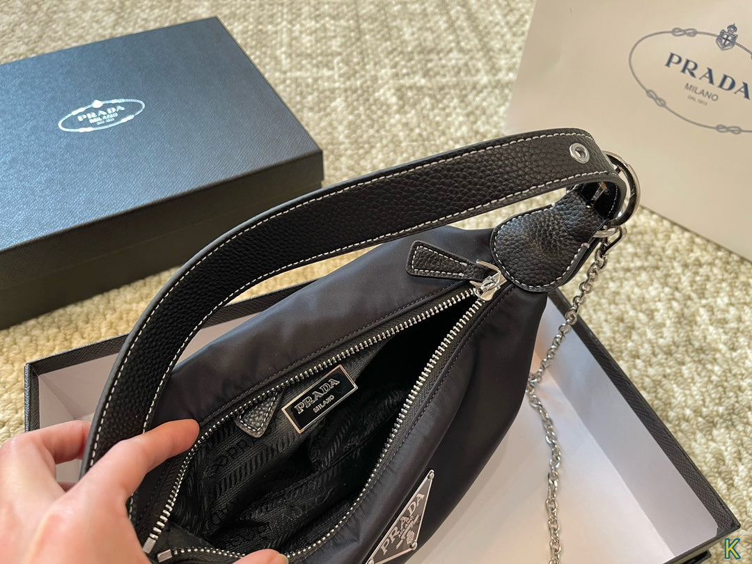 PRADA-576