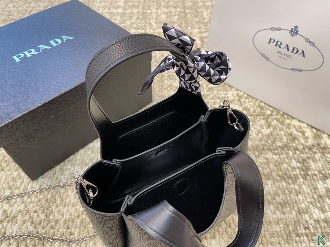 PRADA-645