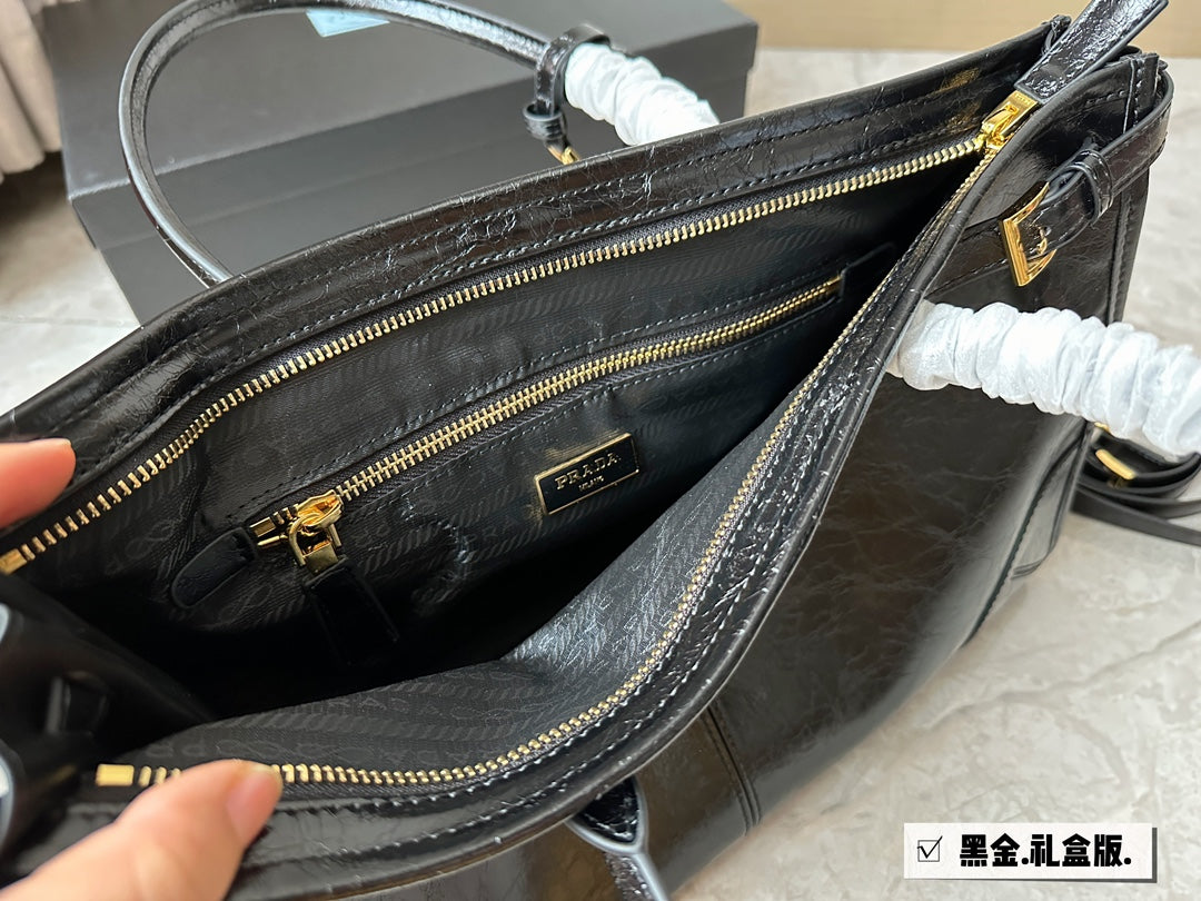 PRADA-739