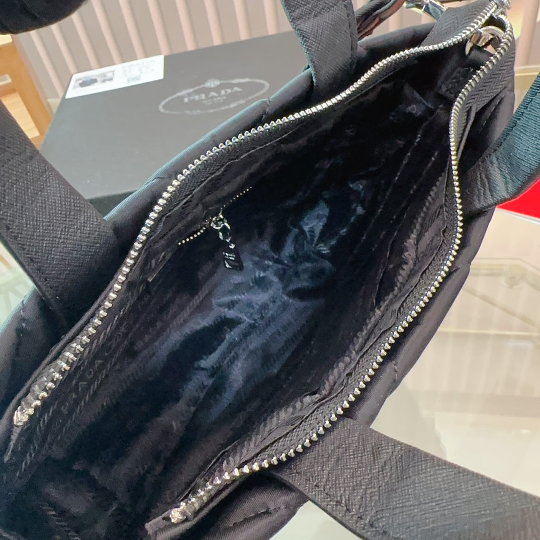 PRADA-580